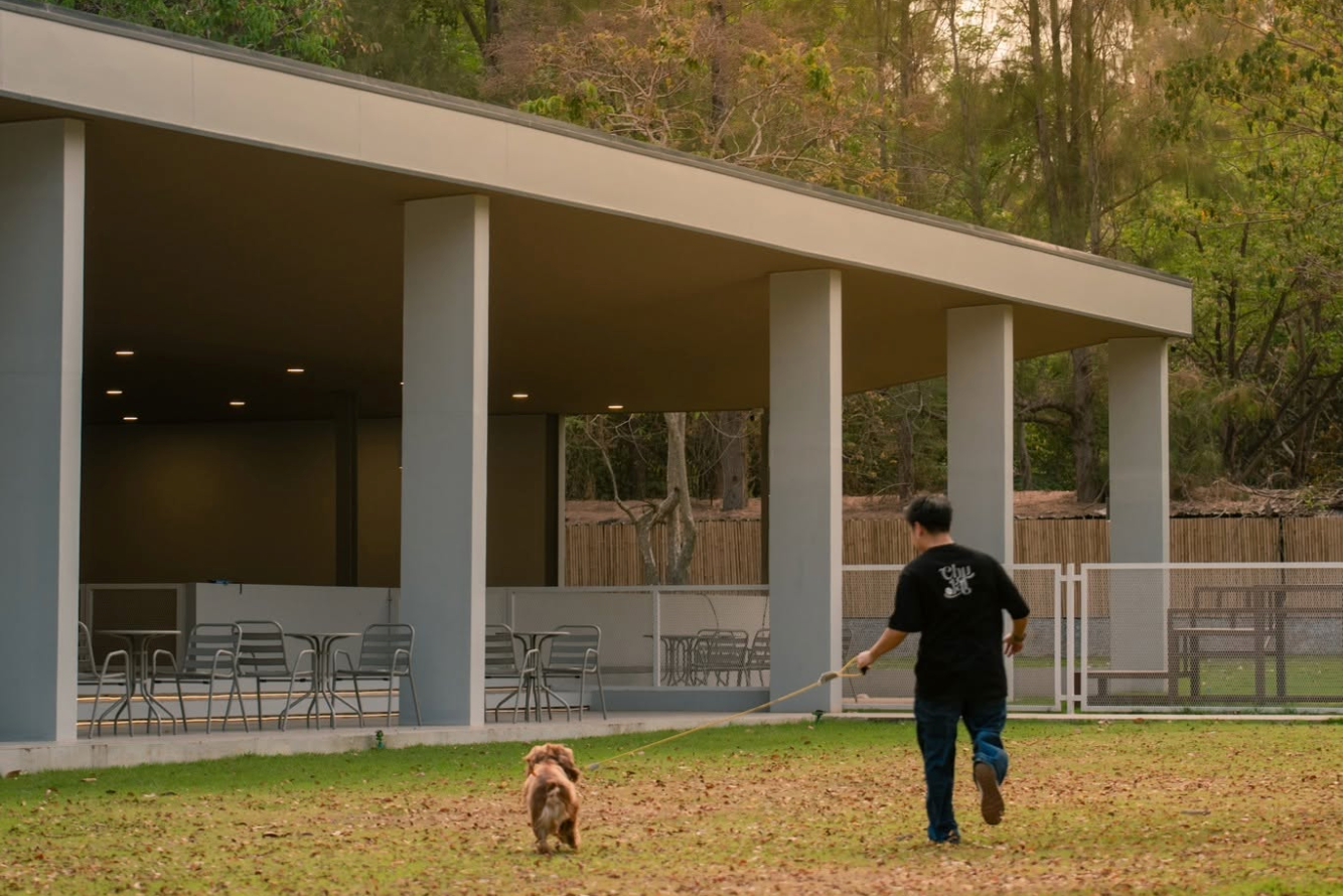 คาเฟ่ขอนแก่น K9 Dog Park