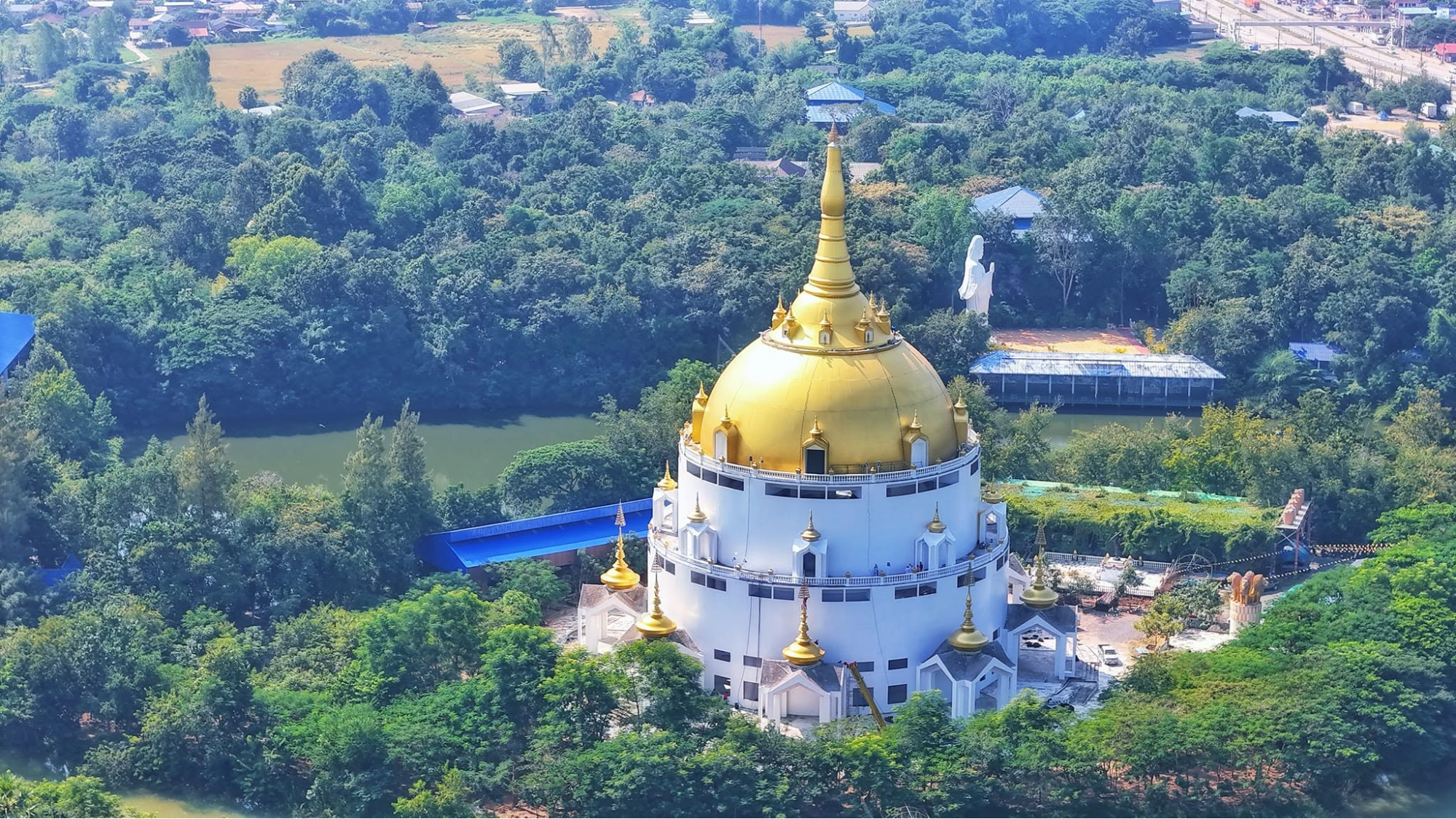 Khon Kaen temples - Wat Pa Tham Utthayan, Luang Phor Kluay Temple