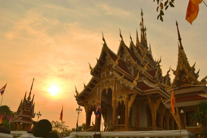 ที่เที่ยวขอนแก่น วัดป่าแสงอรุณ